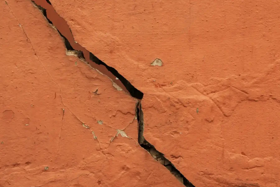 Wall Crack