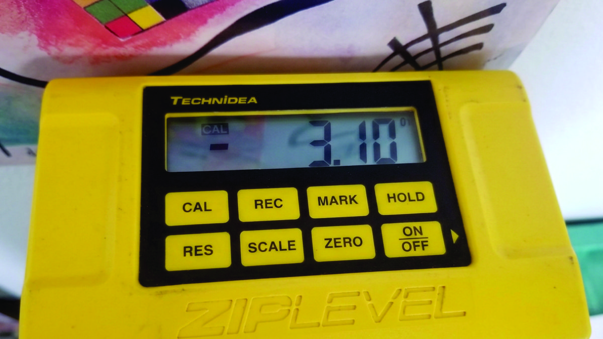 ZipLevel measurement documenting 3.1 inches of foundation settlement at a residential property